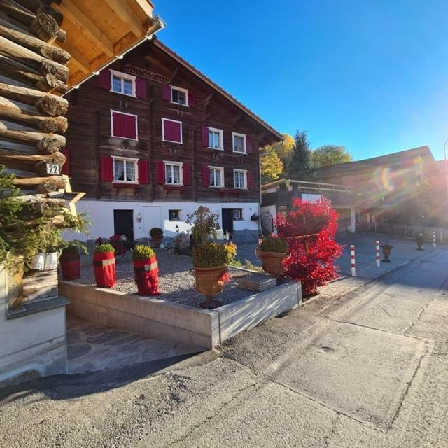 Chesa Prema - Restaurant Frühstückspension Disentis